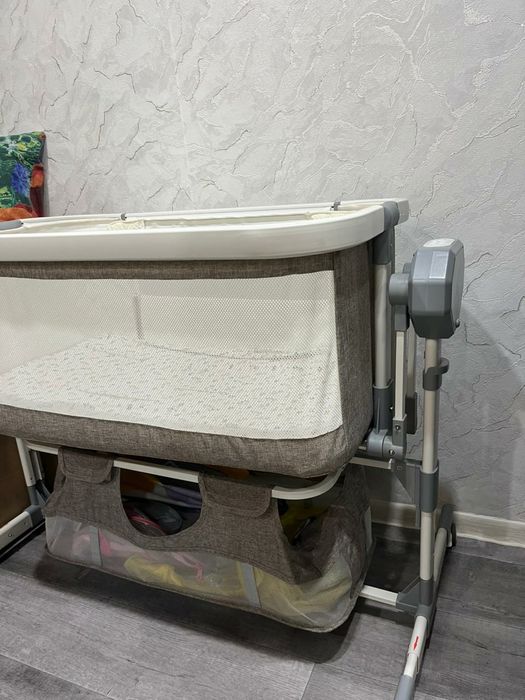 Продам кроватку детскую