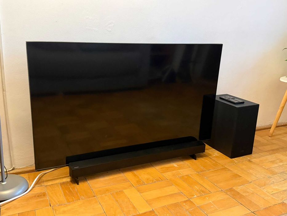 Set Televizor 50" + Soundbar Samsung