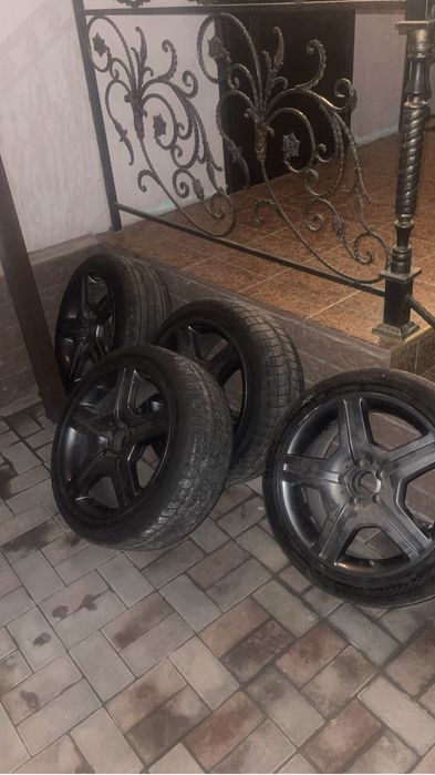 Продам диски r18 mercedes amg р18 ориг