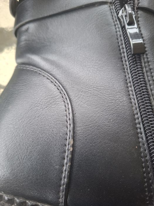 Bocanci dama moderni