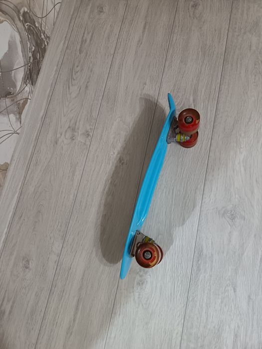 Продам скейт борд