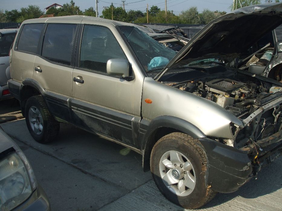 Dezmembrez nissan terrano 2004 3.0d automat au manual