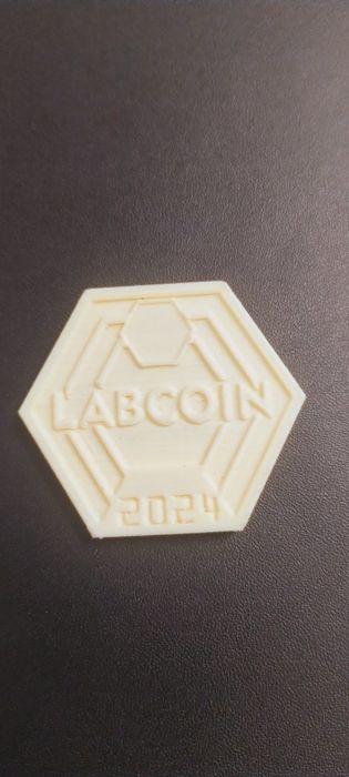 Продавам лабкойн за 15лв