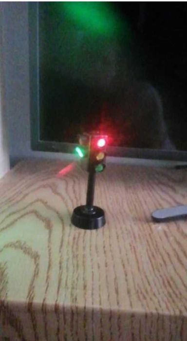 Светящийся светофор для детей