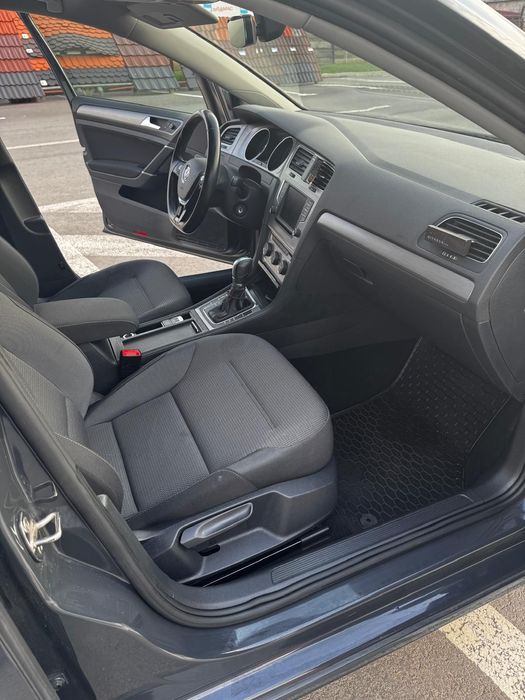 Volkswagen Golf 7 DSG 1,6 TDI Blue Motion