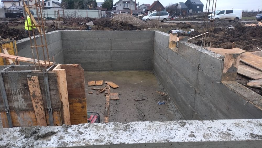 Executam lucrări în construcții și amenajăm curți prețuri accesibile