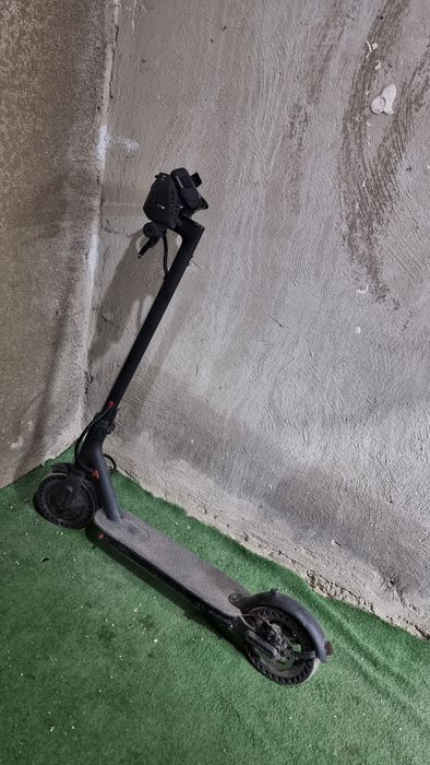 Продаю самокат Xiaomi