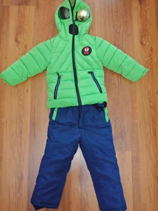 Продам детские Комбинезоны зима