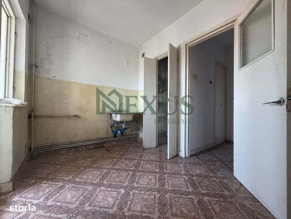Apartament 2 camere decomandat ultracentral de Vanzare