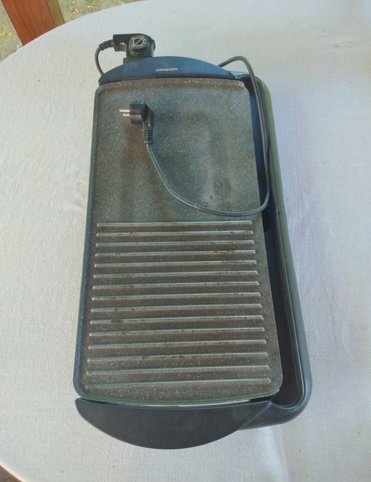 Plita electrica portabila neagra