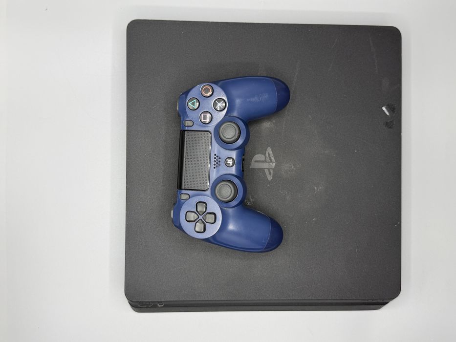 Play Station 4 Maneta