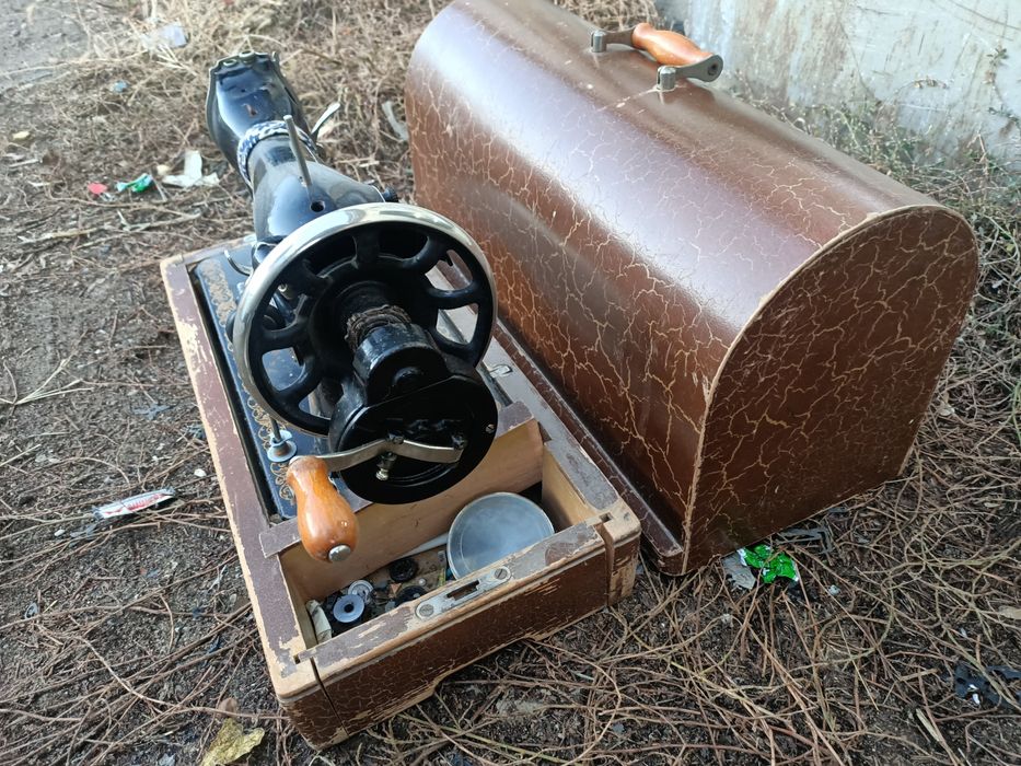 Швейная машина рабочая