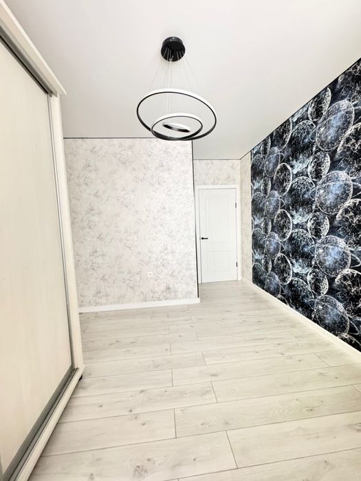 Продается 4-х комн квартира