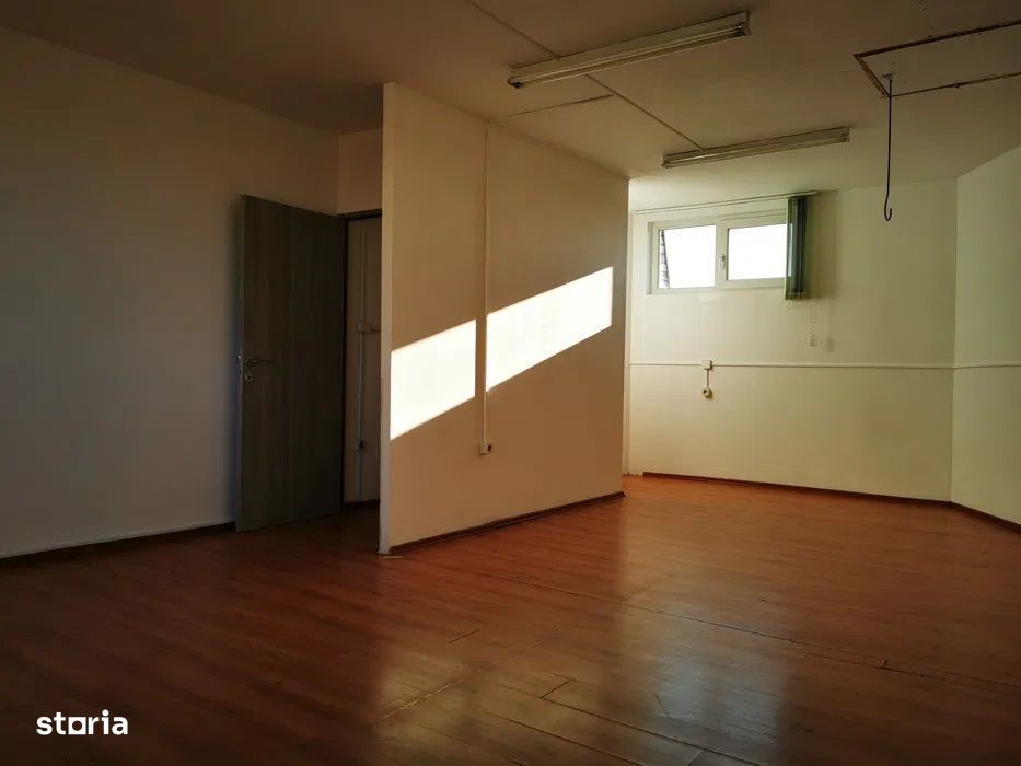 Ultracentral - Vanzare casa 9 camere - Str. Tusnad