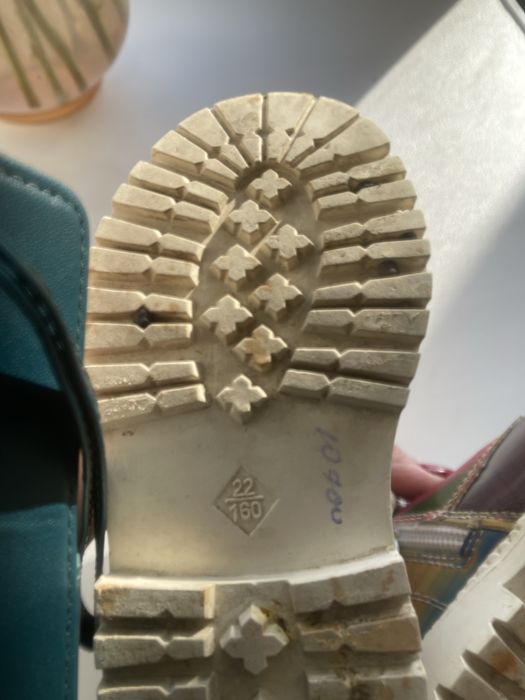 Ботинки осень -весна детские