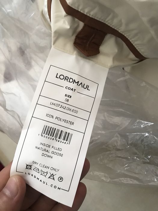 Продам фирменный куртку LORDMAUL.