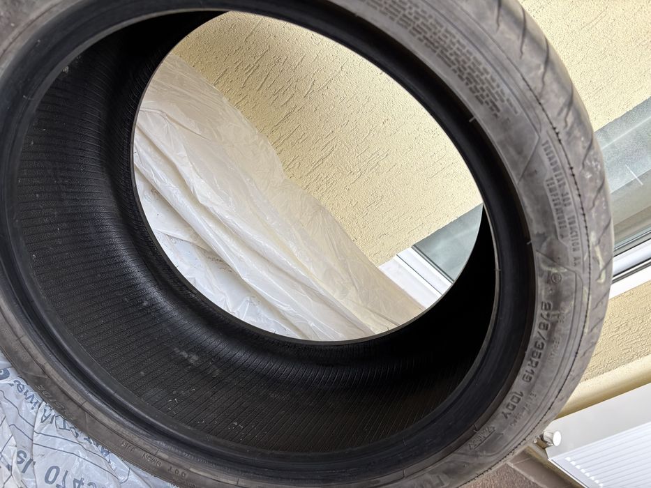 Anvelope Vară 19 Goodyear 275/35/19 + Bridgestone 235/40/19