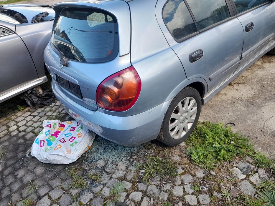 Nissan almera 1.8i на части