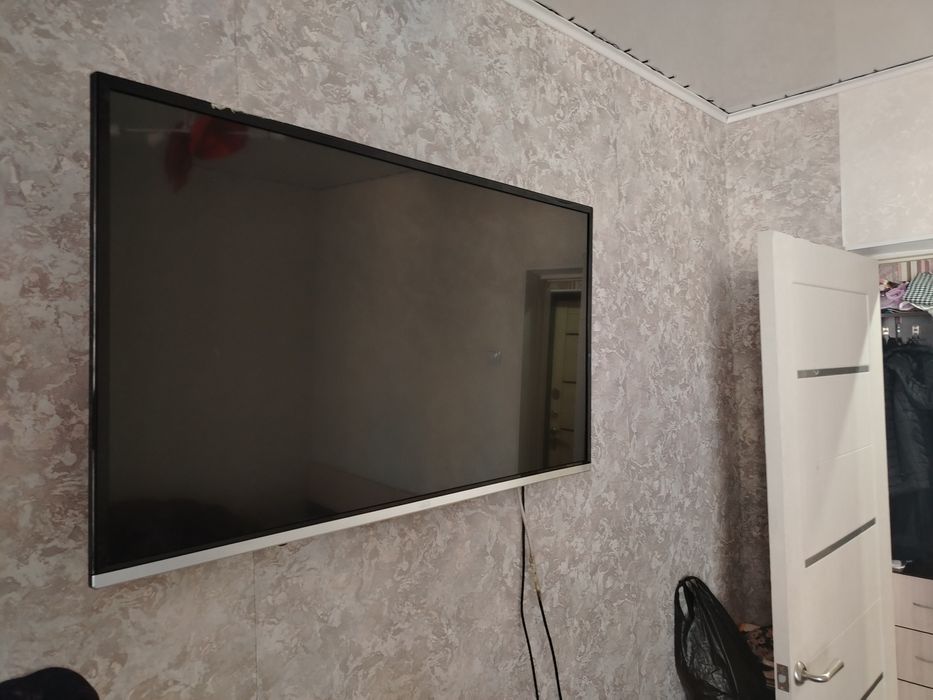 Продам телевизор