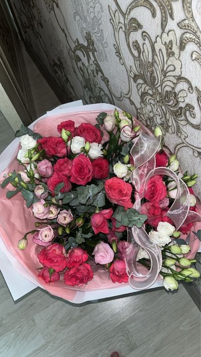 Прадаю цветы свежые