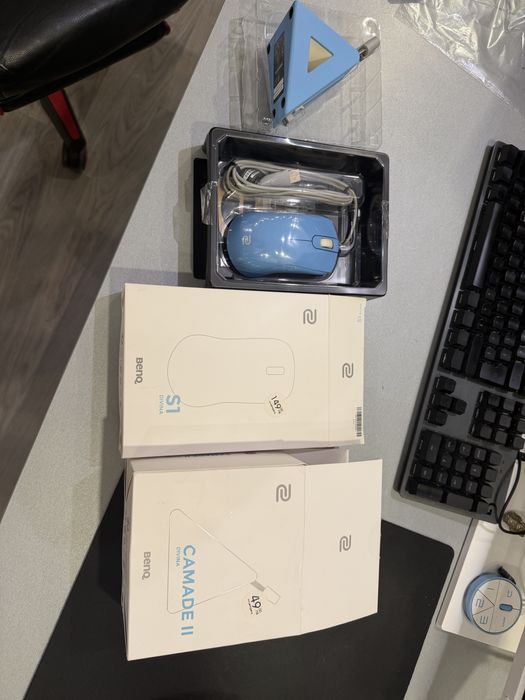 Компютър AMD 3600 + Benq S1 Divina Mouse