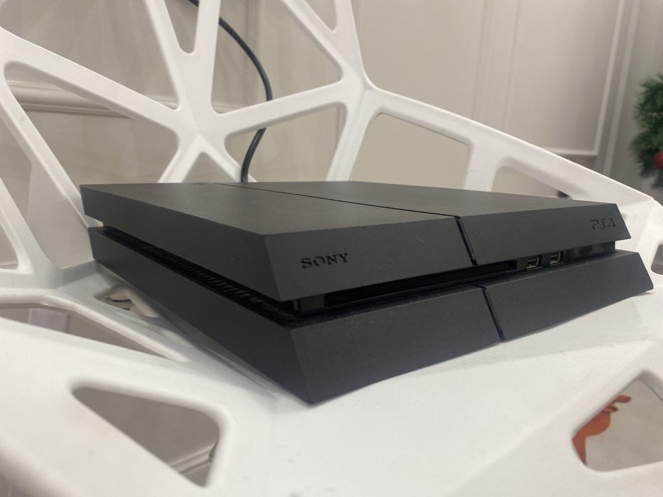 Sony playstation 4