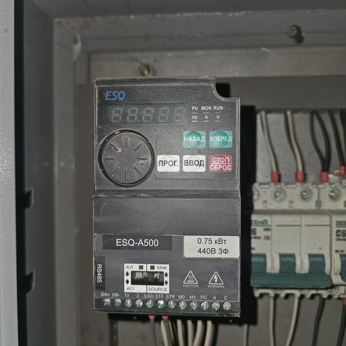преобразователь частоты ESQ-A500.