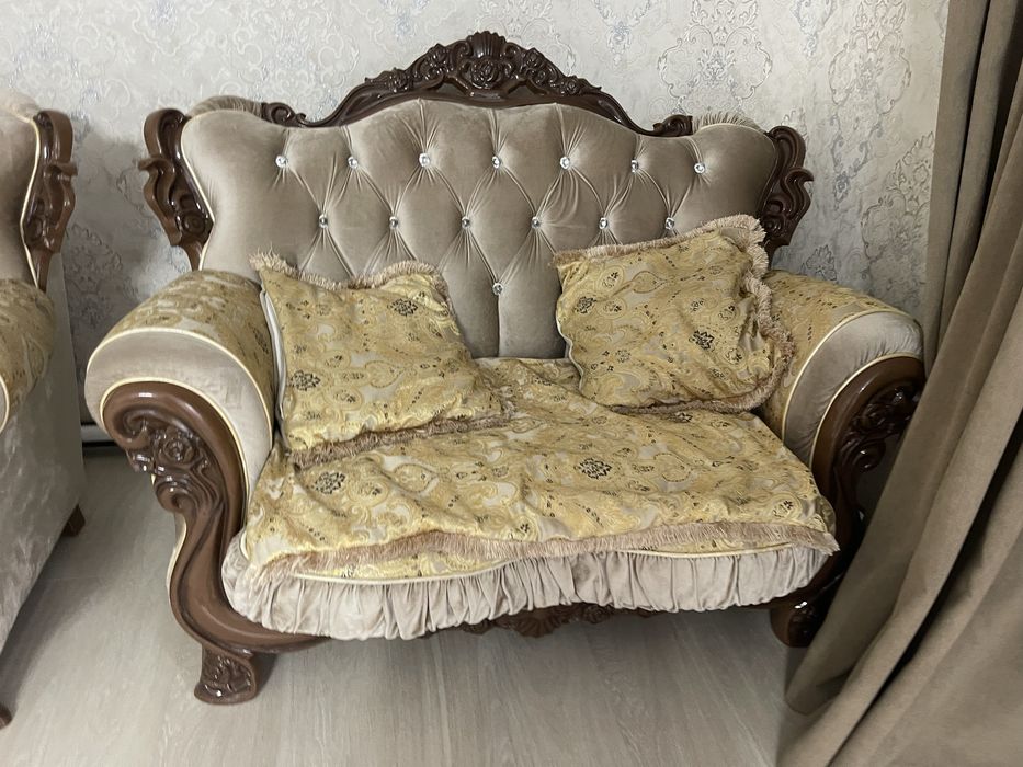 Пподам мебель для зала