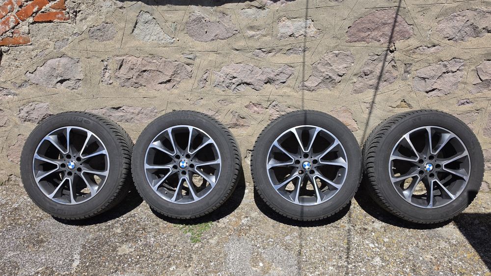 Оригинални 19" джанти за BMW с зимни гуми Michelin (255/50/19)