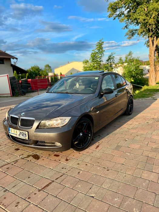 Vând BMW Seria 3 E90