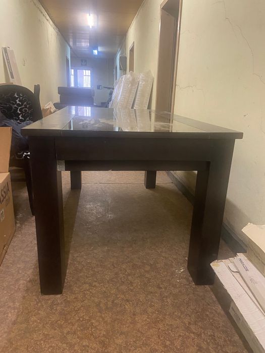 Трапезна маса венге