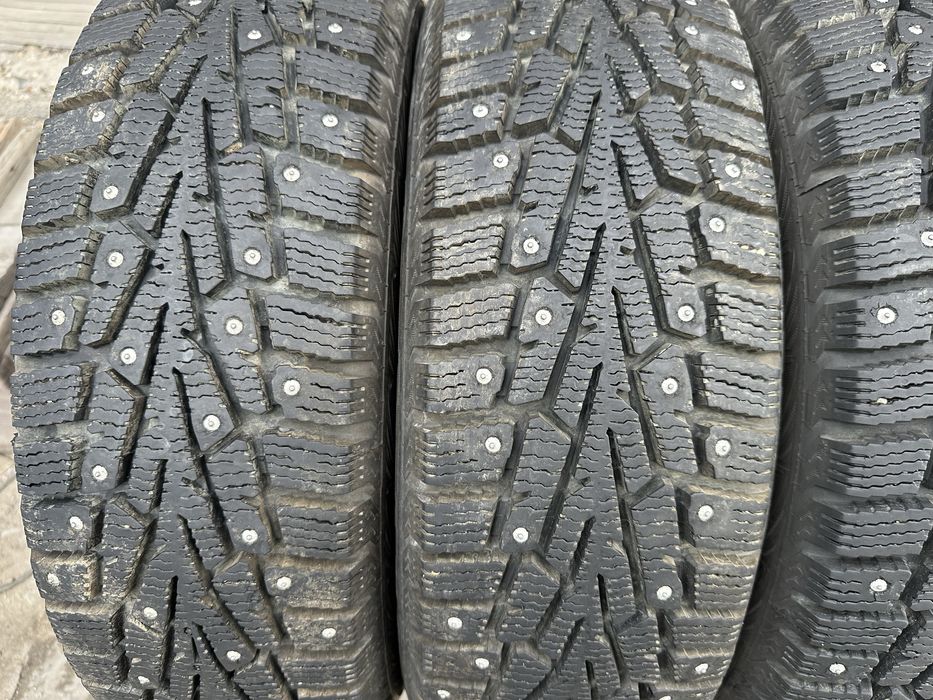 Продам зимние шины 185/60 15