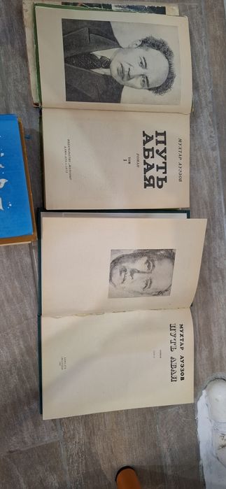 Продам     книги