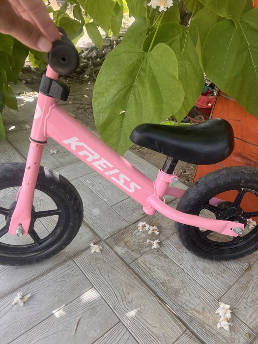 Продам Детский беговел