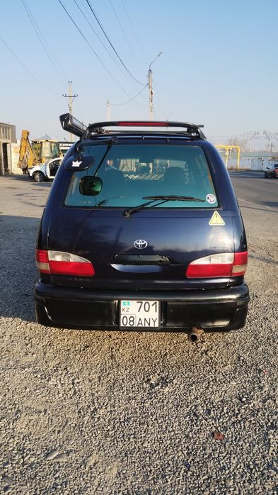 Таёта Истима 96 года