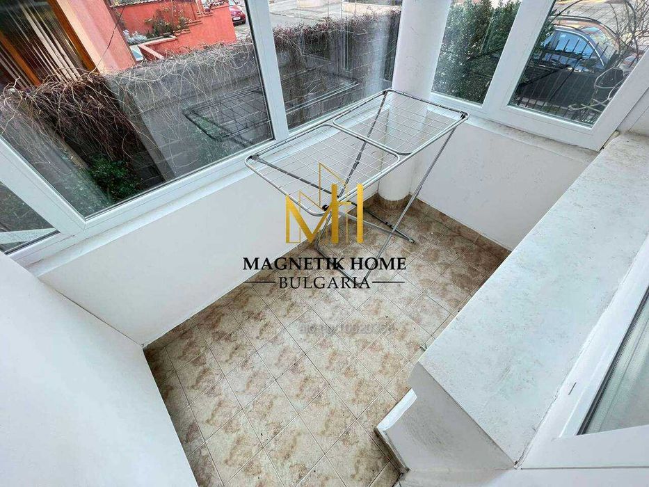 Дава се под наем Двустаен апартамент в Бургас, Лазур - 65 кв.м за 408 € - Снимка #3