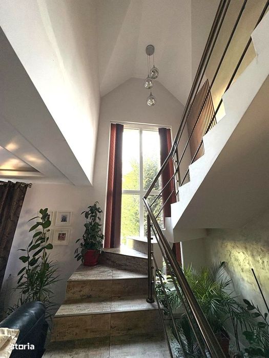 Casa 270mp cu 5 ari teren zona- Sarmas mobilata utilata 269.000eur neg