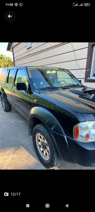 Ниссан NP300  пикап