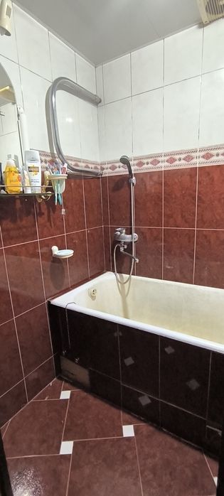 Продаю 2-х ком кв-ру М. Куйлюк-4