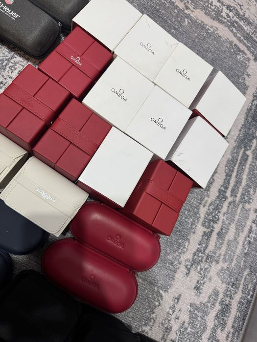 Colectie cutii ceasuri omega/tissot  / tagheuer /longines