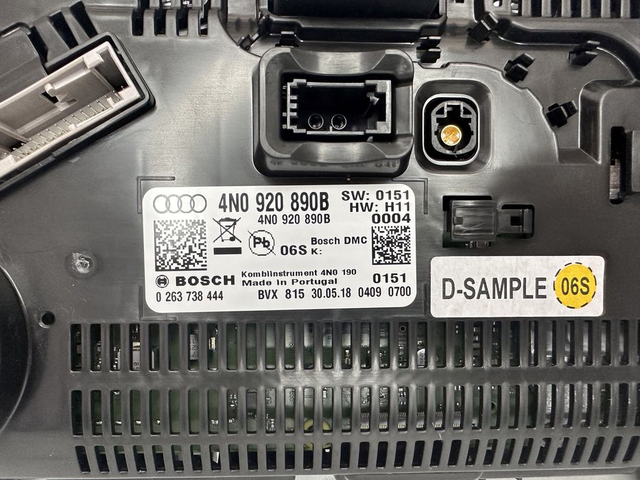 Километраж AUDI A8 D5 4N0920890B