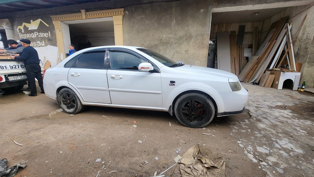 Продам Lacetti 1.8 автомат