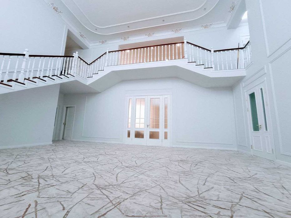 Уч-Тепада 6 сотих уй сотилади.