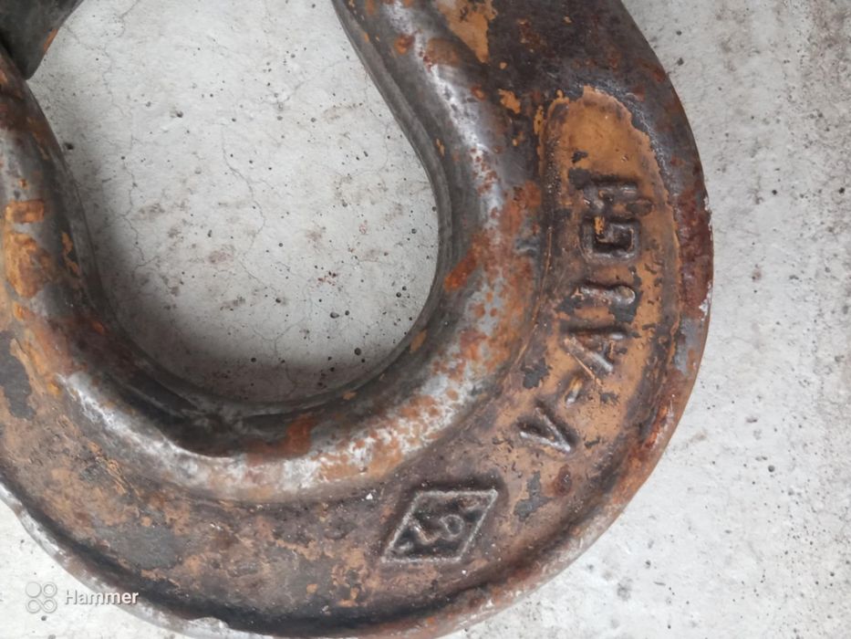 Продавам кука за индустриален кран