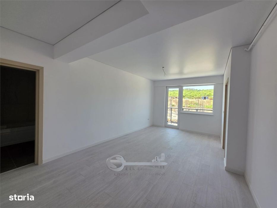 Apartament o camera Bucium + curte de 20mp