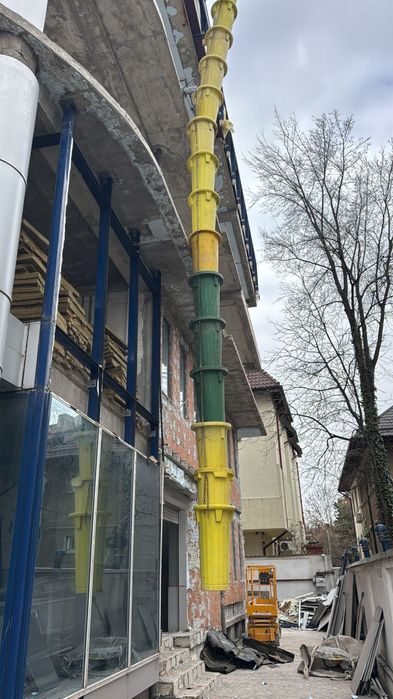 Inchiriez bobcat miniexcavator și basculanta 3.5t cilindru compactor