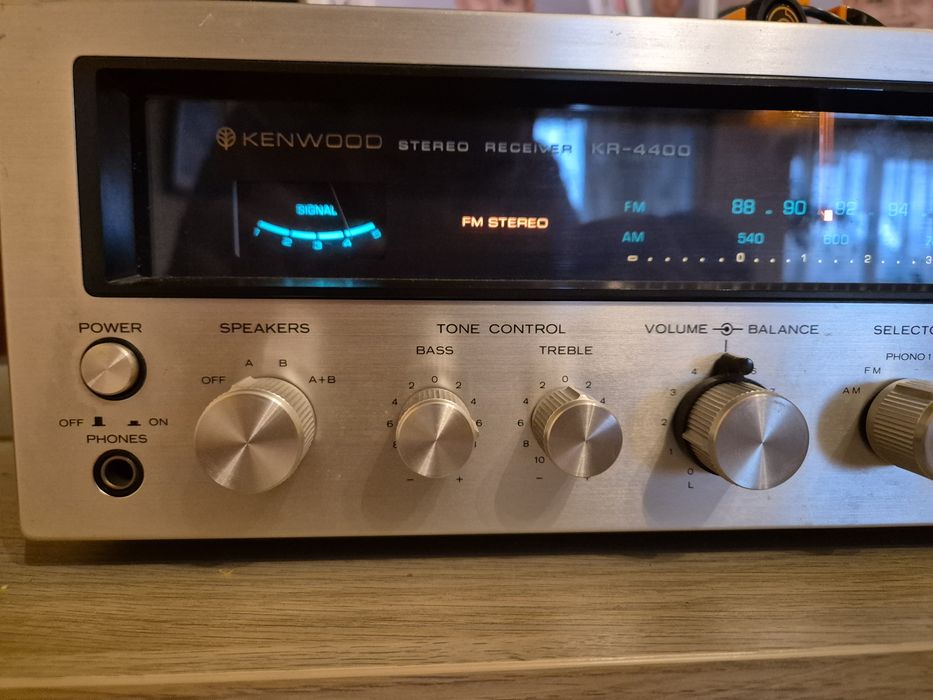 Kenwood KR-4400 Stereo Receiver