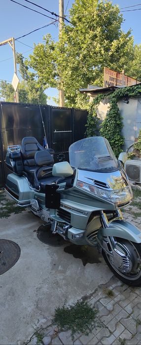 Se vinde honda goldwing 1500se