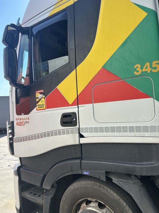 Camion Iveco Sralis