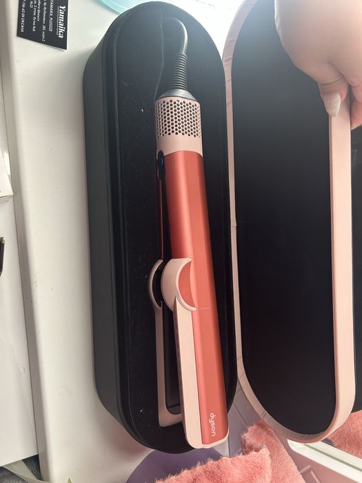 Продам выпрямитель Dyson! Срочно